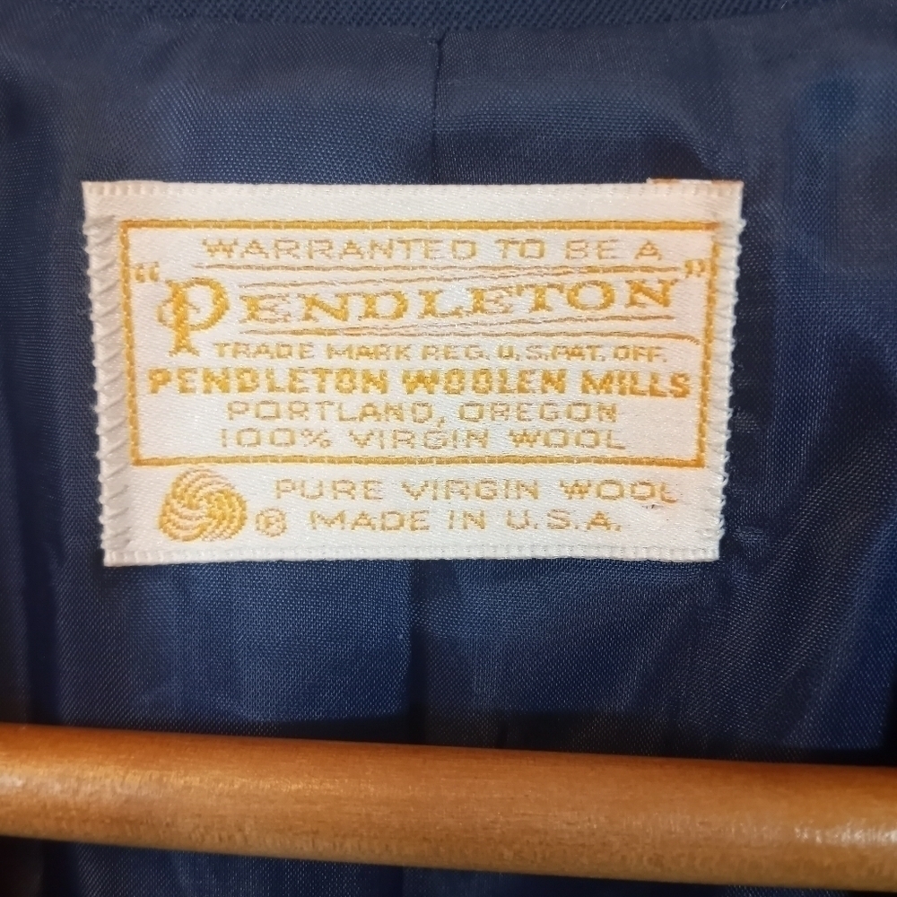 Pendleton 100% Virgin Wool Single Button Navy Blu… - image 8